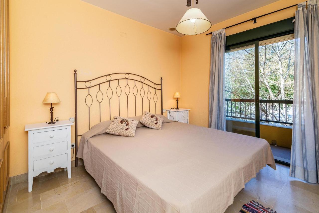 Spacious Apartment In Марбеля Екстериор снимка
