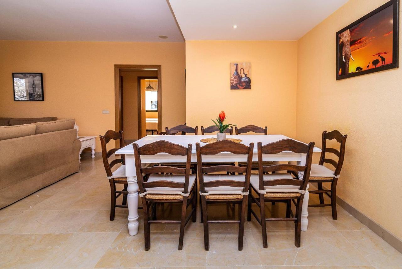 Spacious Apartment In Марбеля Екстериор снимка