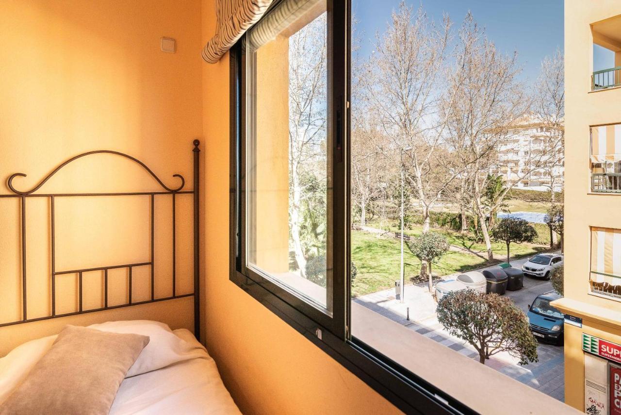 Spacious Apartment In Марбеля Екстериор снимка